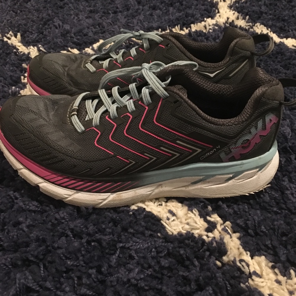 Running Shoes Women’s 8